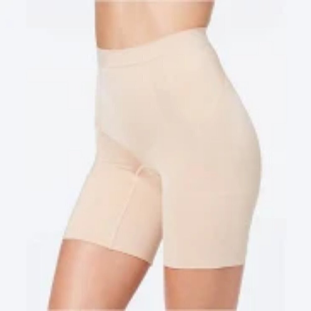SPANX Women's OnCore Mid-Thigh Short Beige Nude Shapewear